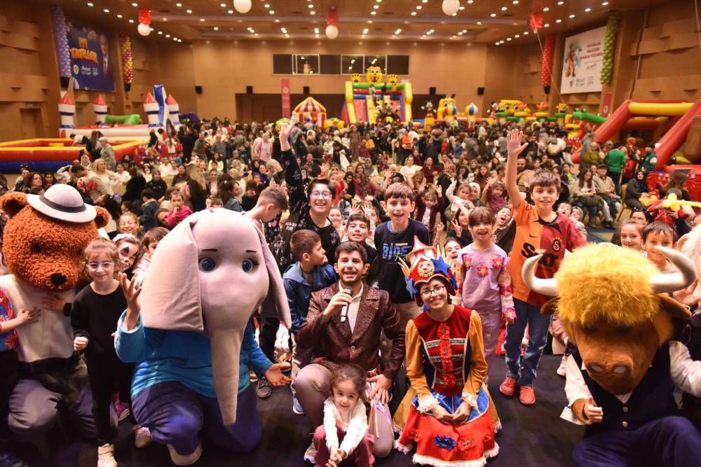 Kepez'de S&ouml;mestir Festivali coşkusu devam ediyor 