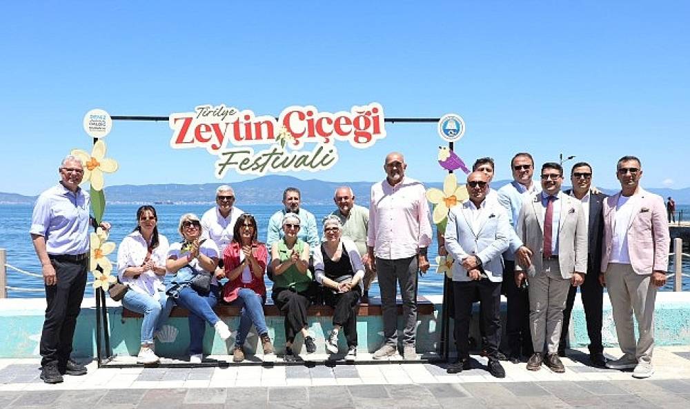 Tirilye'de 2. Zeytin &Ccedil;i&ccedil;eği Festivali Başladı