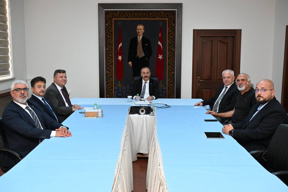 Isparta'daki arkeolojik kazılar masaya yatırıldı