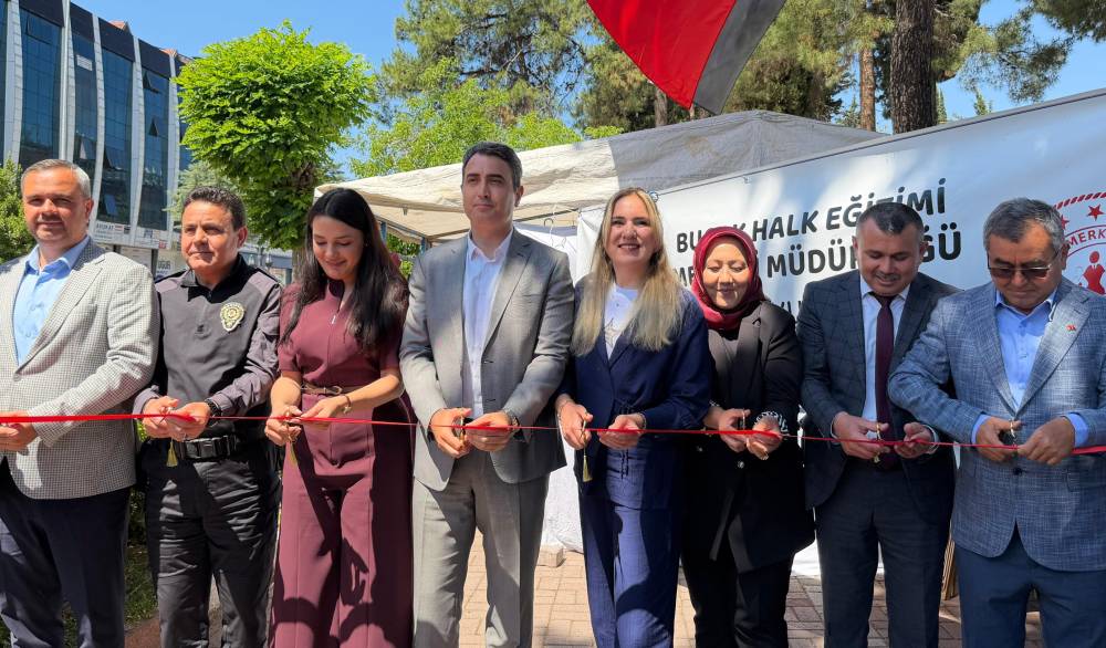 Bucak HEM'den yıl sonu sergisi 