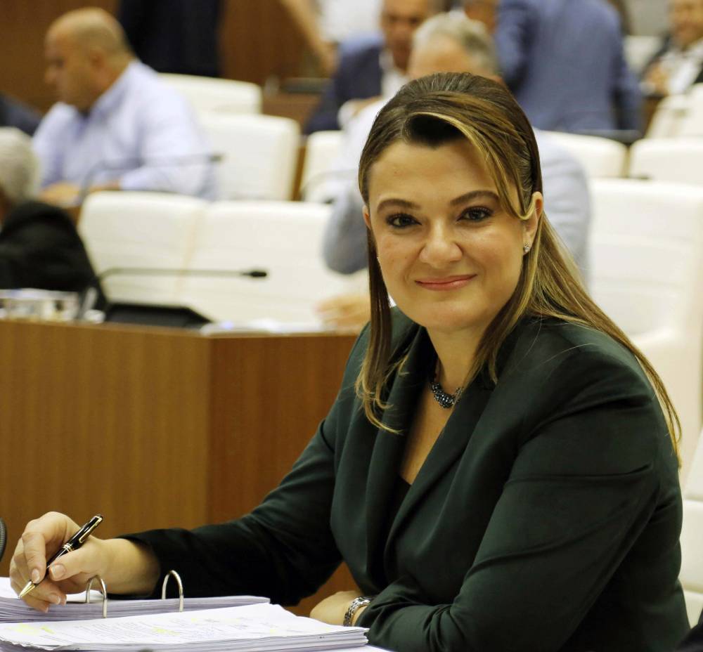 Taburcu olan Antalya B&uuml;y&uuml;kşehir Belediyesi Genel Sekreteri, emniyete g&ouml;t&uuml;r&uuml;ld&uuml;