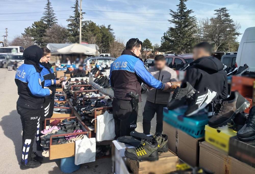 Pazar esnafı bilgilendirildi