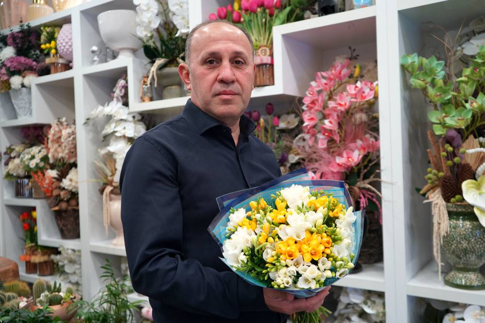 Kadınların en &ccedil;ok hemcinslerine &ccedil;i&ccedil;ek g&ouml;nderdiği &ouml;zel g&uuml;n; 8 Mart