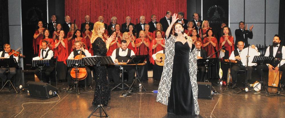 Festivalde 'Saraydan Kız Kaçırma' gecesi