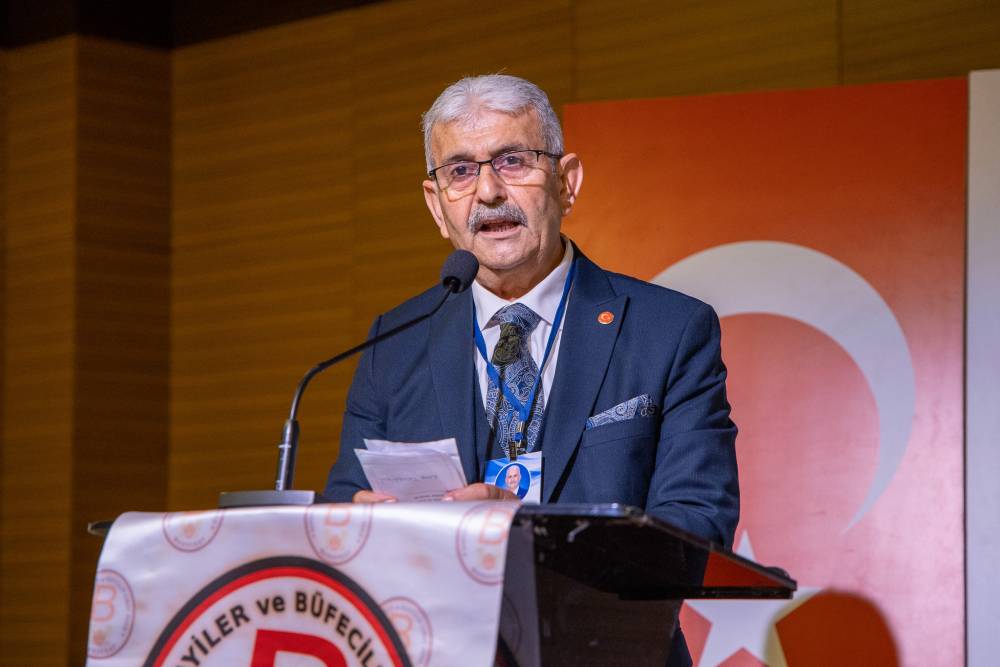 Manavgat Bakkallar Odası'nda Ak&ccedil;a yeniden se&ccedil;ildi