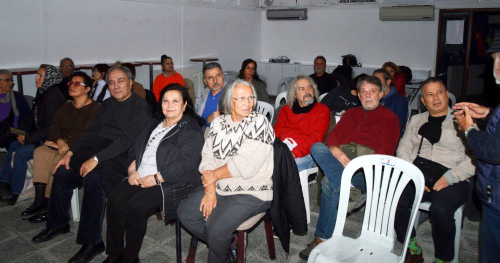 Antalya'da fotoğraf g&ouml;sterim g&uuml;nleri