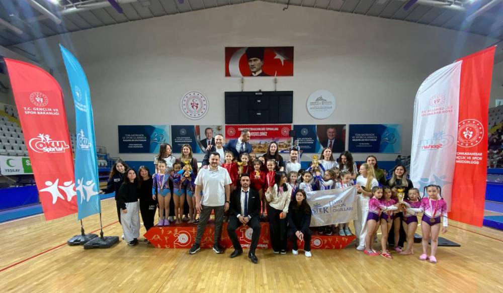 Okul Sporları Jimnastik M&uuml;sabakaları tamamlandı
