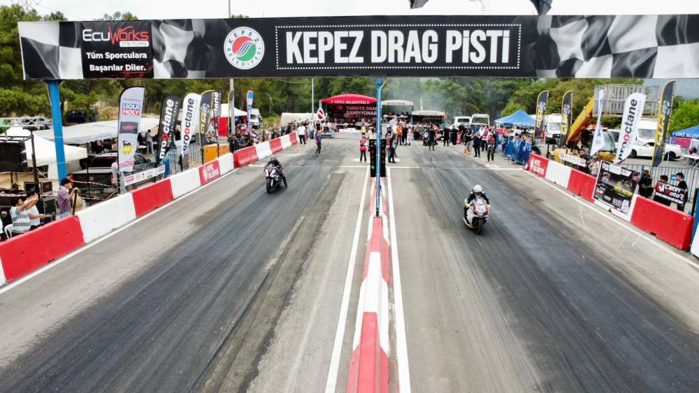 Kepez&rsquo;de motodrag heyecanı