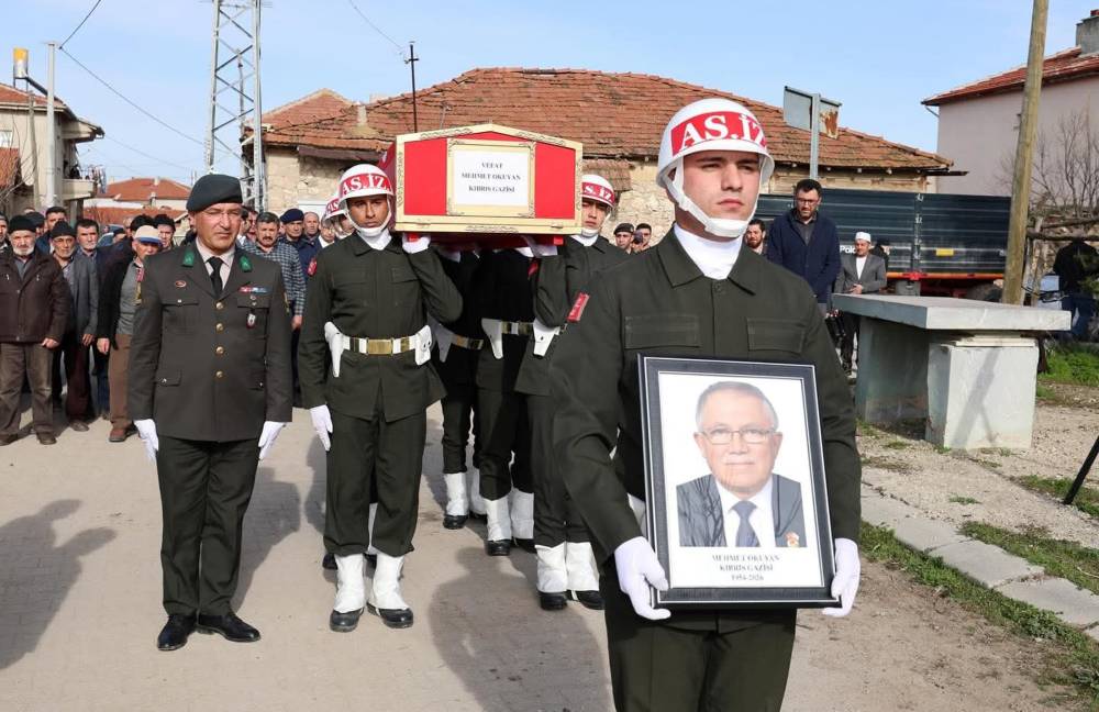 Kıbrıs gazisi askeri t&ouml;renle uğurlandı