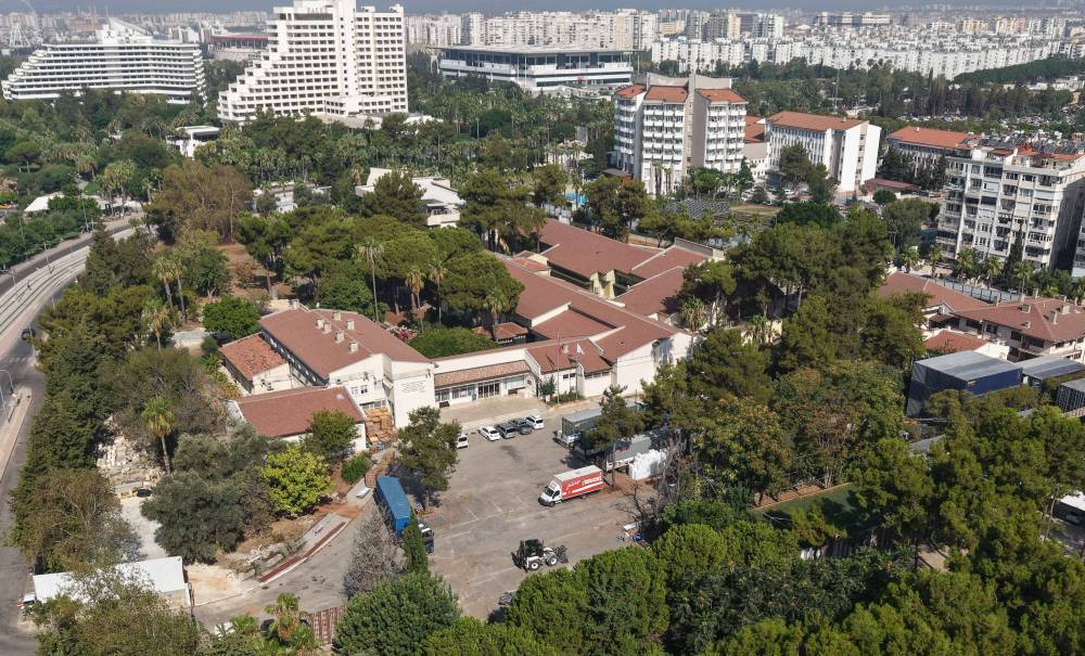 Yıkılacak Antalya M&uuml;zesi'nde 'Yorgun Herakles'e &ouml;zel paketleme