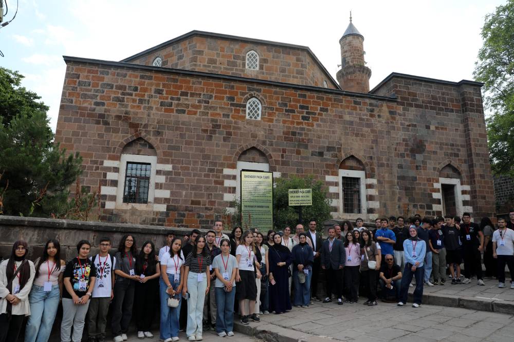 Antalya'dan Ahlat'a Sel&ccedil;uklu k&ouml;pr&uuml;s&uuml;