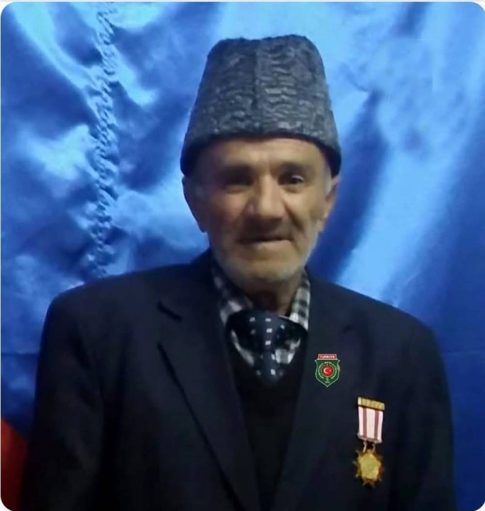 Kıbrıs gazisi toprağa verildi