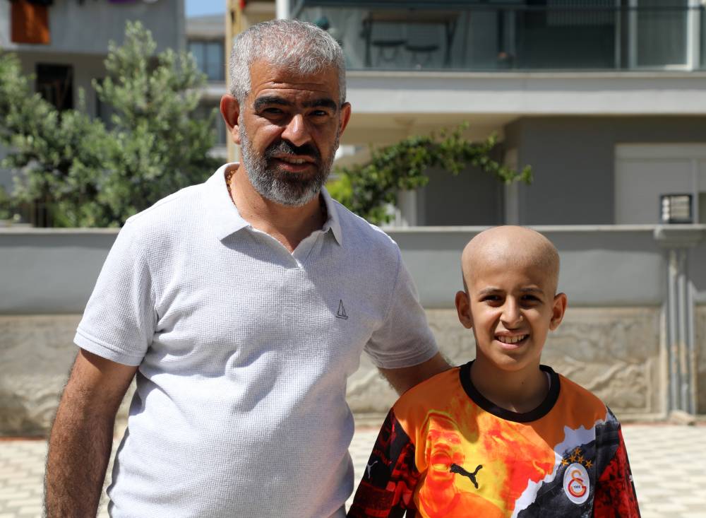 Emir kanseri yenip, okula ve yeşil sahalara d&ouml;nmek istiyor