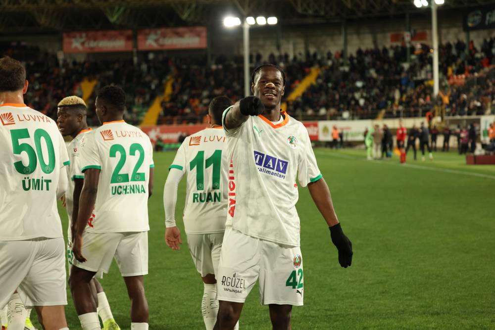 Corendon Alanyaspor &ndash; Fenerbah&ccedil;e: 2-3