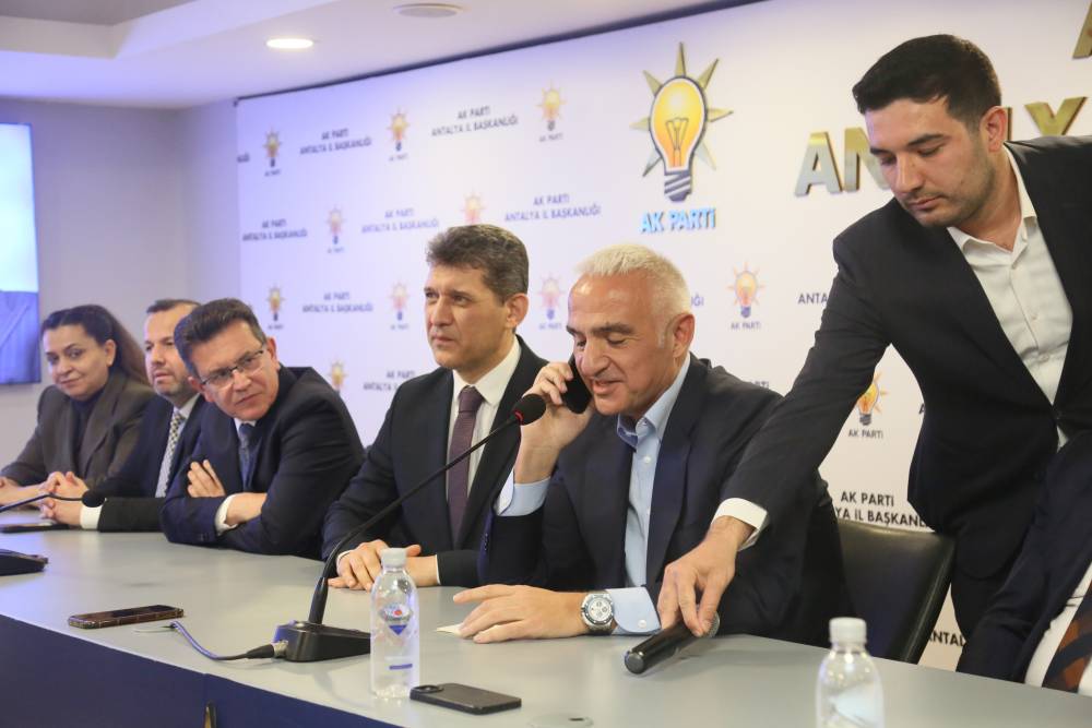 Cumhurbaşkanı Erdoğan'dan Antalya'ya s&uuml;rpriz telefon