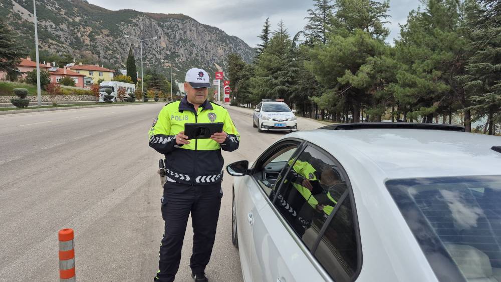 Trafik denetiminde 'elma hasadı' yoğunluğu 