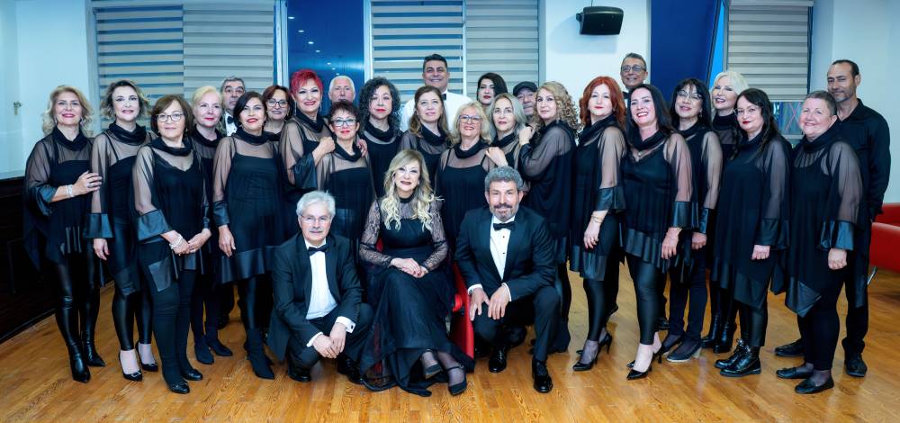 Pop&uuml;ler şarkılar konseri