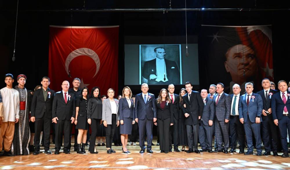 Antalya’da 24 Kasım Öğretmenler Günü kutlandı