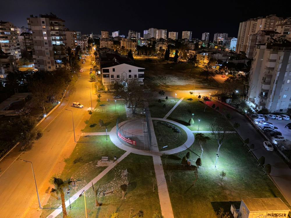 Parktaki g&uuml;r&uuml;lt&uuml; sorununa polis &ccedil;&ouml;z&uuml;m&uuml;