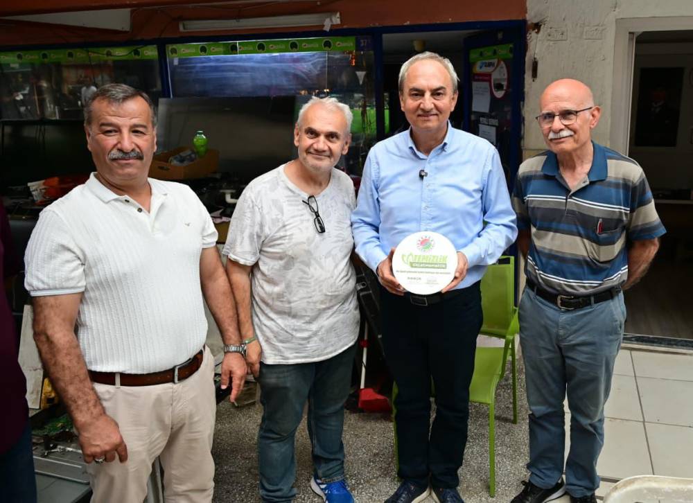 &lsquo;Temizlik Kirletmemektir&rsquo; kampanyası sokak sokak yayılıyor