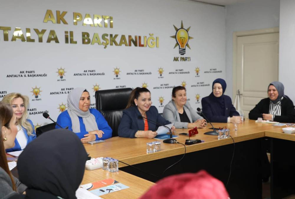 Gülçin Özboz: Kadınlar, yalnız değilsiniz