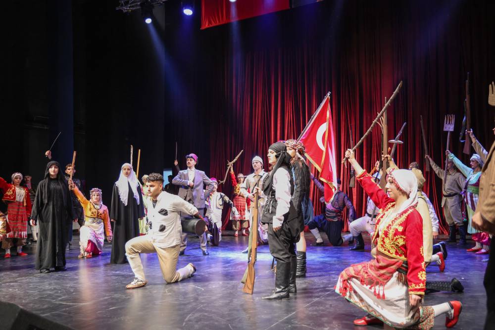 Akif'e &ouml;zel program