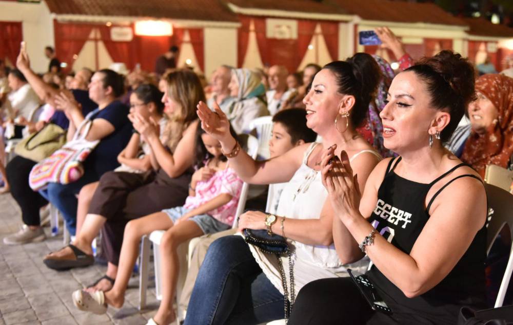 Anadolu'nun renkleri Kepez Uluslararası Kültür Festivali'nde 