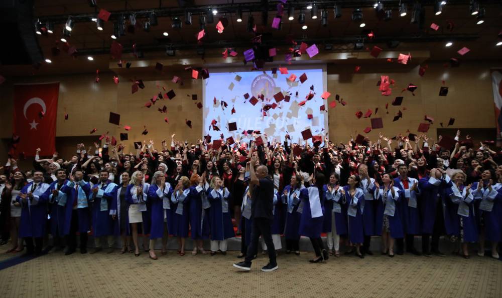 238 hekim yemin ederek mezun oldu